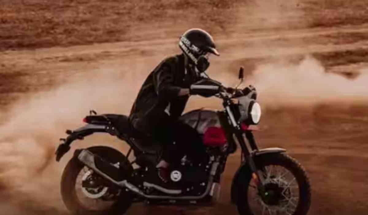 Royal Enfield Roadster 450: रॉयल एनफील्ड रोडस्टर 450 को इस साल के अंत में लॉन्च किए जाने की उम्मीद है; ट्रायम्फ स्पीड 400 से होगा मुकाबला।