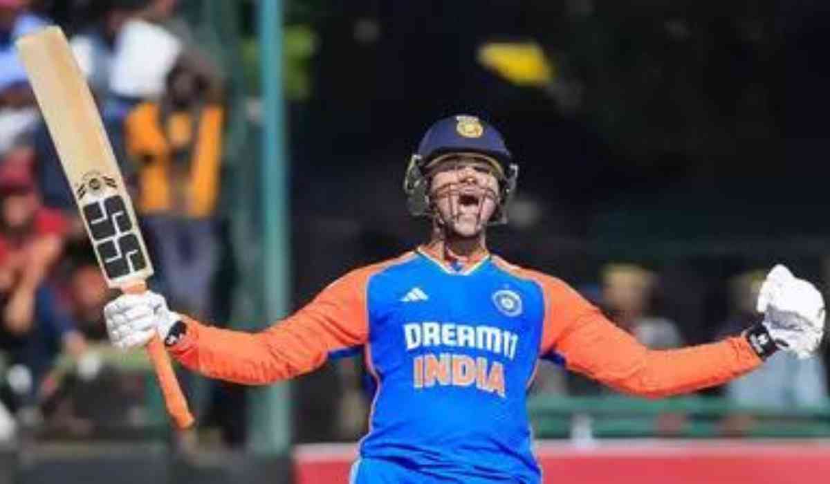 ABHISHEK SHARMA THRILLING CENTURY: जिम्बाब्वे टी20 सीरीज के दूसरे मैच में अभिषेक ने 100 रन की विस्फोटक पारी खेली, युवराज ने की अभिषेक को वीडियो कॉल