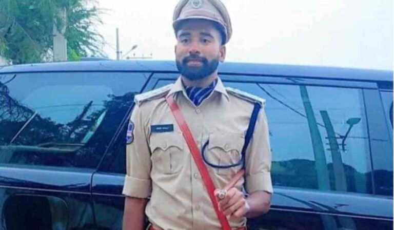 DSP बने क्रिकेटर मोहम्मद सिराज: जानिए उनसे पहले कौन-कौन से क्रिकेटर बने DSP 9 DSP बने क्रिकेटर मोहम्मद सिराज: जानिए उनसे पहले कौन-कौन से क्रिकेटर बने DSP