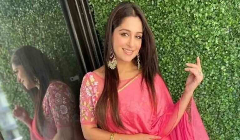 Deepika Kakkar Explosive Comeback: मां बनने के बाद दीपिका कक्कड़ की टीवी पर धमाकेदार वापसी, कुकिंग रियलिटी शो में दिखाएंगी हुनर।