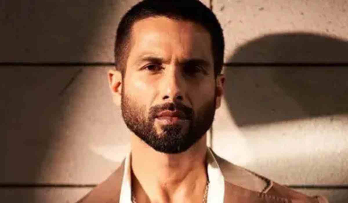 Shahid Kapoor Taunts Star Kids: ‘मुझे कमतर महसूस कराया गया’, रणवीर-दीपिका पर नेटिजन्स का फूटा गुस्सा।