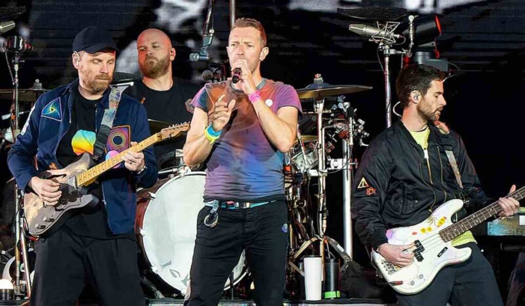 British Band Coldplay India Tour: कोल्डप्ले ने कहा 'धन्यवाद भारत', भावुक संदेश के साथ खत्म किया भारत दौरा।