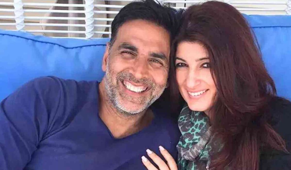 akshay kumar with wife ed compressed