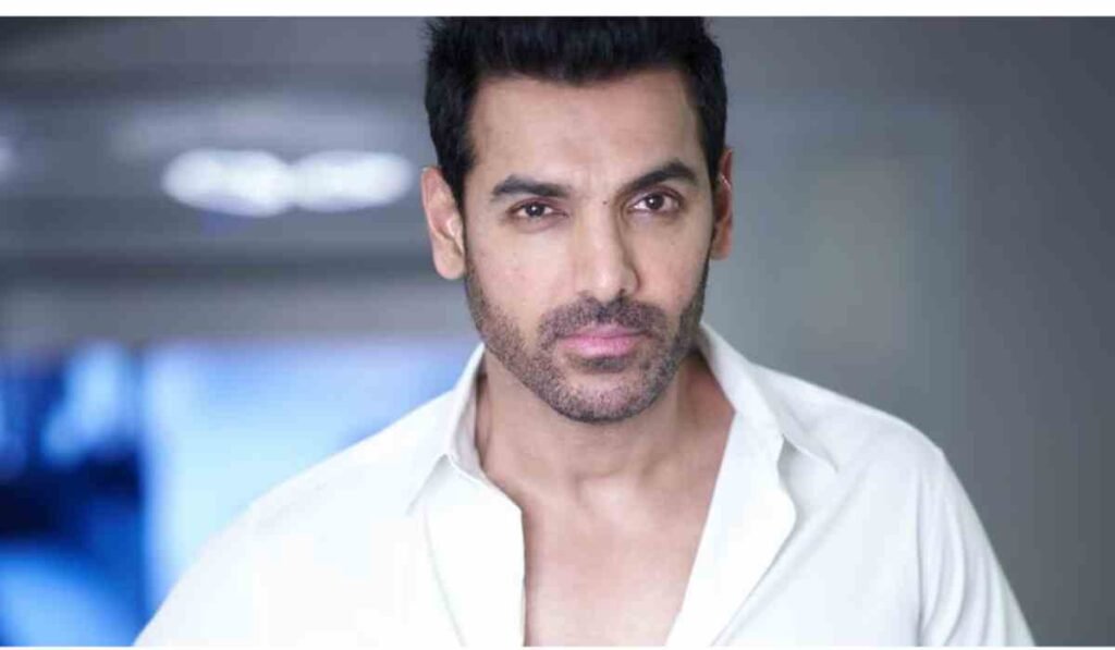 John Abraham Latest Update: “मैं बड़े पर्दे के लिए बना हूं” – जानिए क्यों ओटीटी से दूरी बनाए हुए हैं अभिनेता।