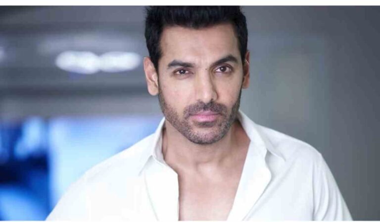 John Abraham Latest Update: “मैं बड़े पर्दे के लिए बना हूं” – जानिए क्यों ओटीटी से दूरी बनाए हुए हैं अभिनेता।