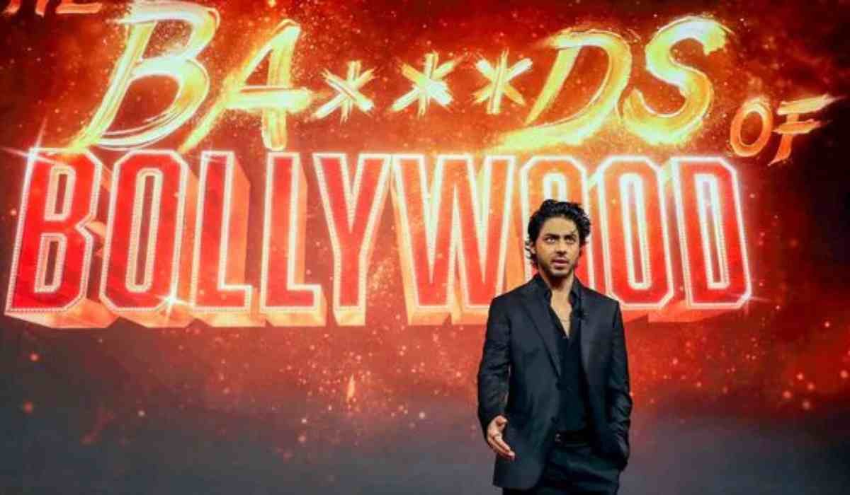 The Bads Of Bollywood: शाहरुख और आर्यन का अनोखा पल, ‘द बैड्स ऑफ बॉलीवुड’ की स्क्रीनिंग से वायरल हुआ वीडियो