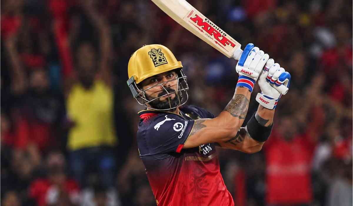 IPL 2026 में PBKS के खिलाफ बल्लेबाजी करते Virat Kohli का दमदार शॉट