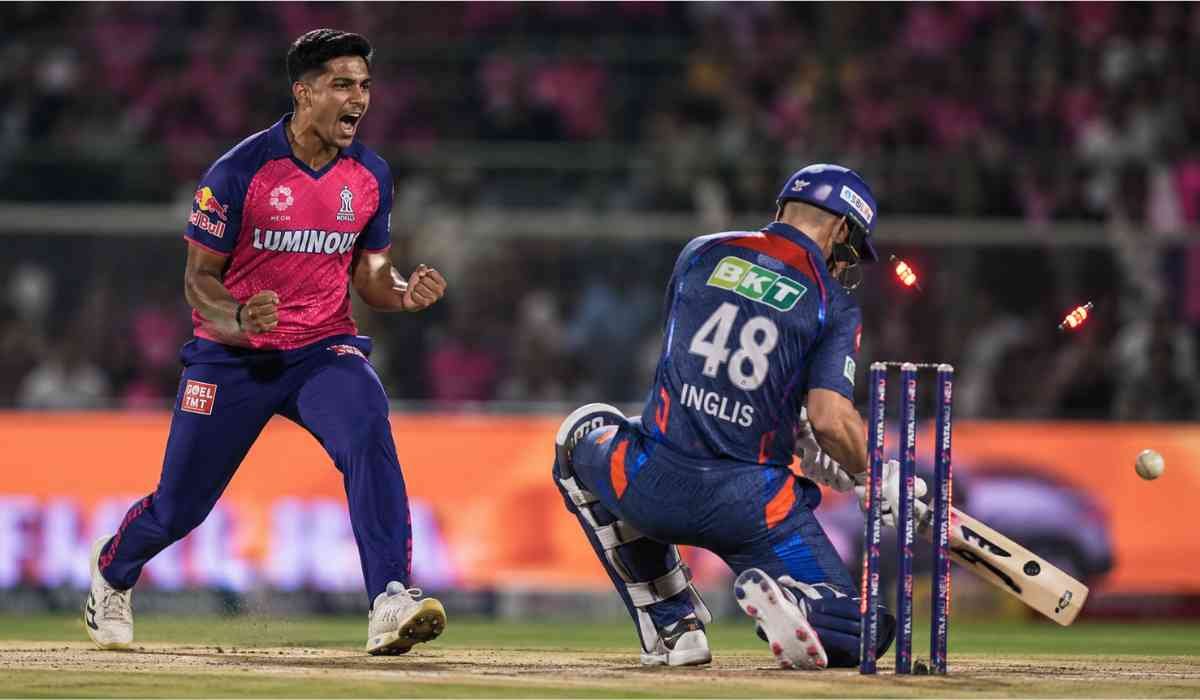 Yash Raj Punja ने IPL 2026 में Josh Inglis को क्लीन बोल्ड कर शानदार विकेट का जश्न मनाया
