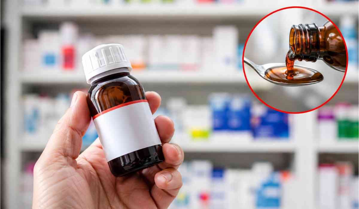 Cough Syrup New Rules के तहत कफ सिरप की बोतल और दवा की दुकान का दृश्य, सरकार ने बिक्री नियमों में किया बदलाव